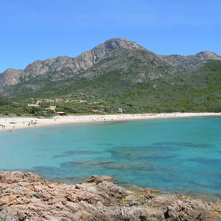 2 Bedroom Gorgeous In Hébergement de vacances