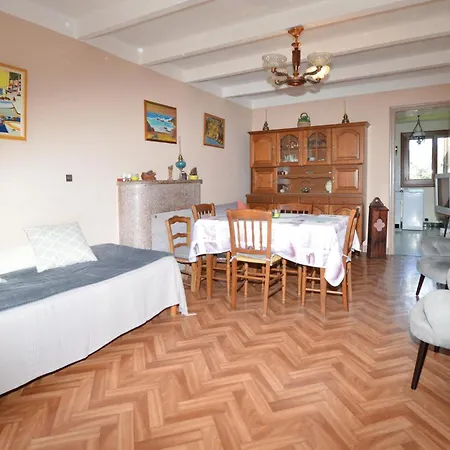 펜션 2 Bedroom Gorgeous In Marignana