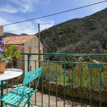 2 Bedroom Gorgeous In 펜션 Marignana
